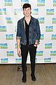 shawn mendes talks treat you better elvis duran stop nyc 10