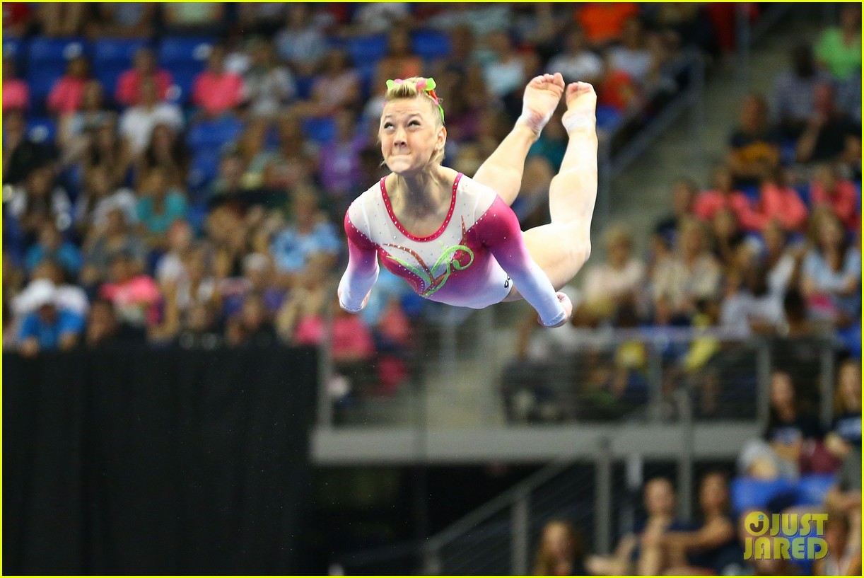 simone biles breaks record 2016 gymnastics championships 28