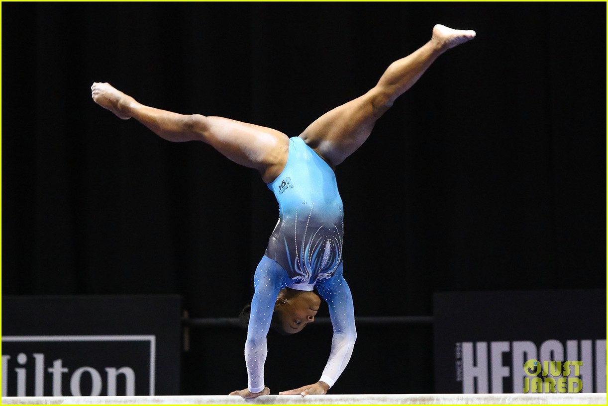 simone biles breaks record 2016 gymnastics championships 35