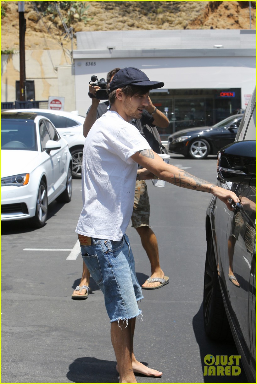 louis tomlinson goes barefoot at starbucks danielle campbell celebrated dcoms 03