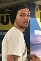 louis tomlinson joins a fundraising campaign tohelp disabled fan 08