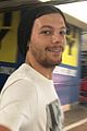 louis tomlinson joins a fundraising campaign tohelp disabled fan 19