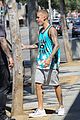 justin bieber lunch ralphs west hollywood 35