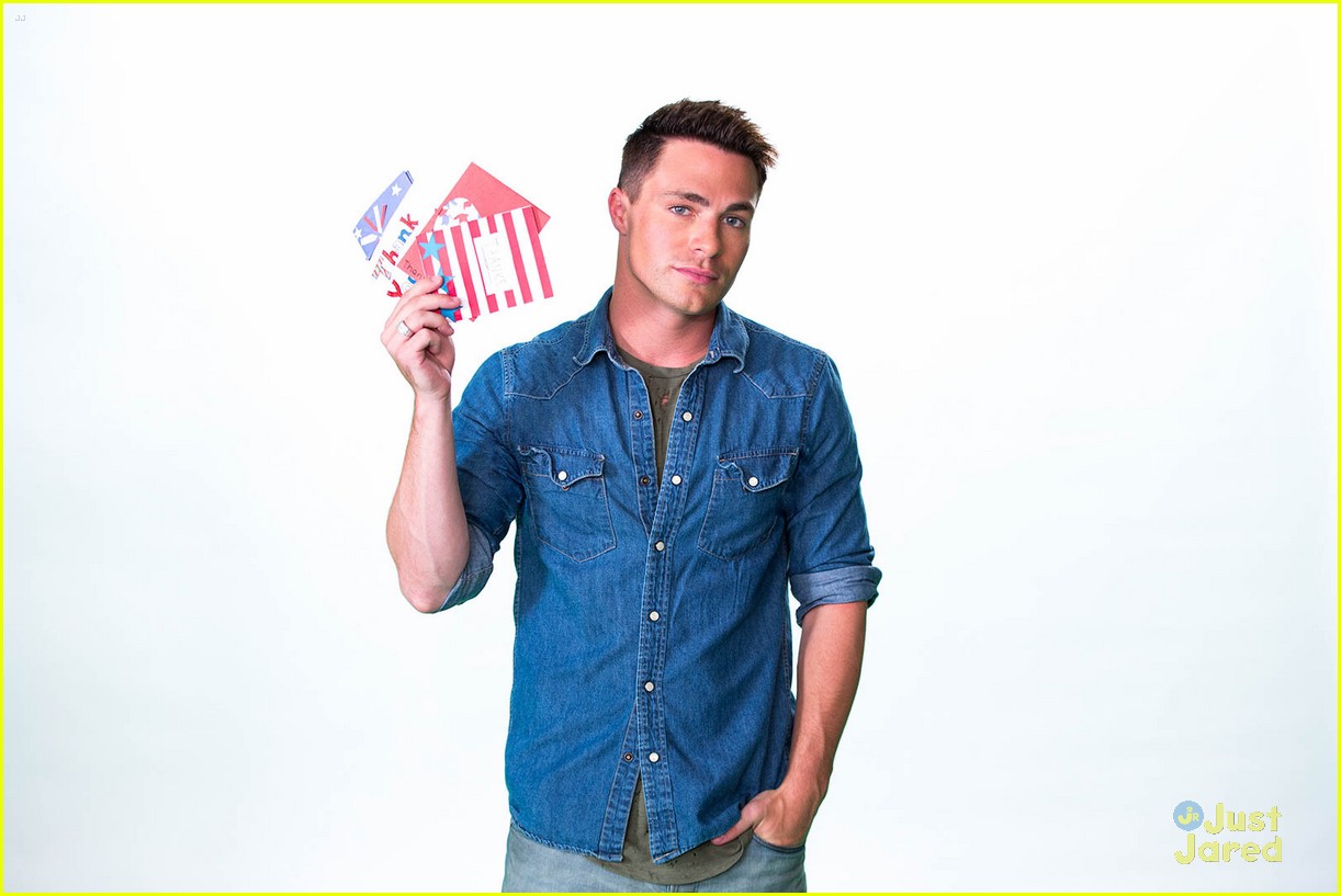 colton haynes smiles soldiers campaign dosomething 01