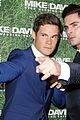 zac efron says mike dave need wedding dates is not a chick flick 08