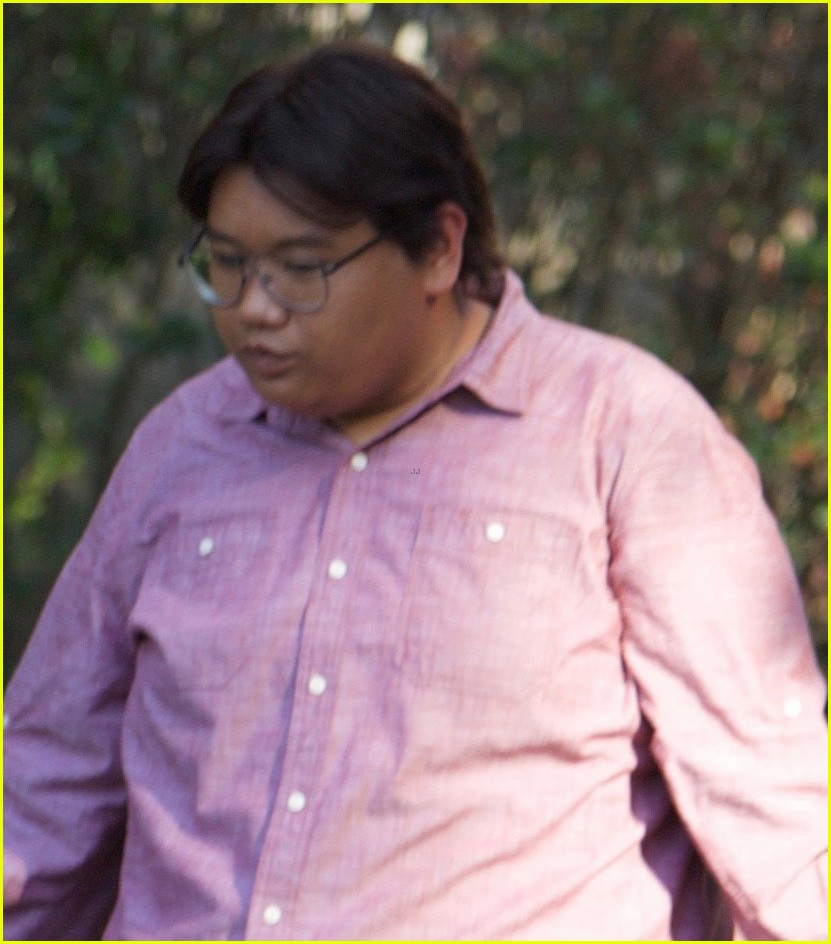 tom holland spotted on spider man set with newcomer jacob batalon 06