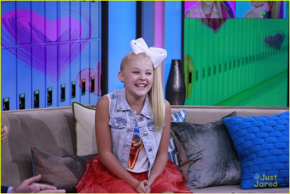 jojo siwa bully comments weight access hollywood 02