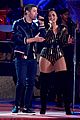 nick jonas sings close with demi lovato on july 4th 03