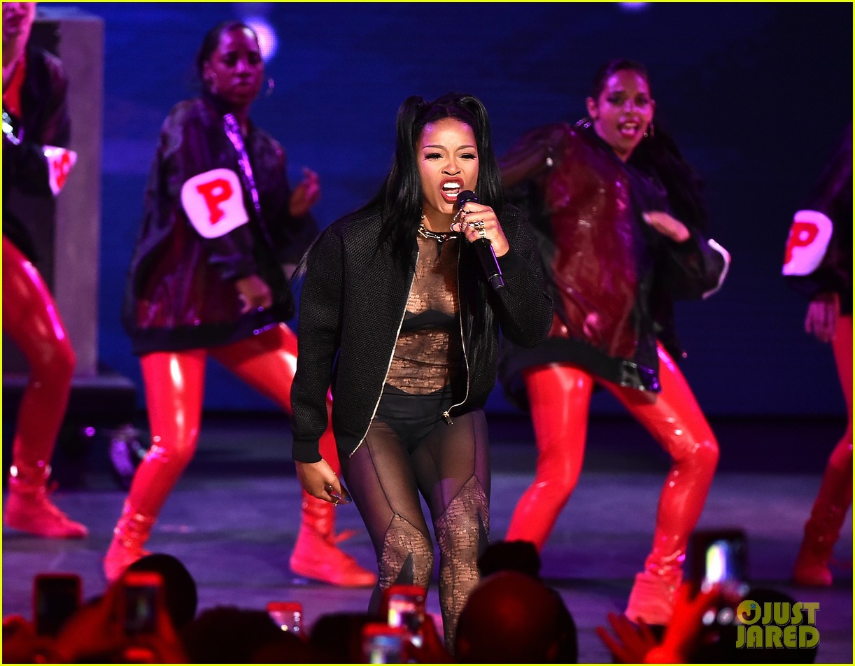 keke palmer takes the stage at vh1 hip hop honors 02