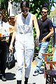 kendall jenner grabs lunch wiith scott disick holiday weekend 09