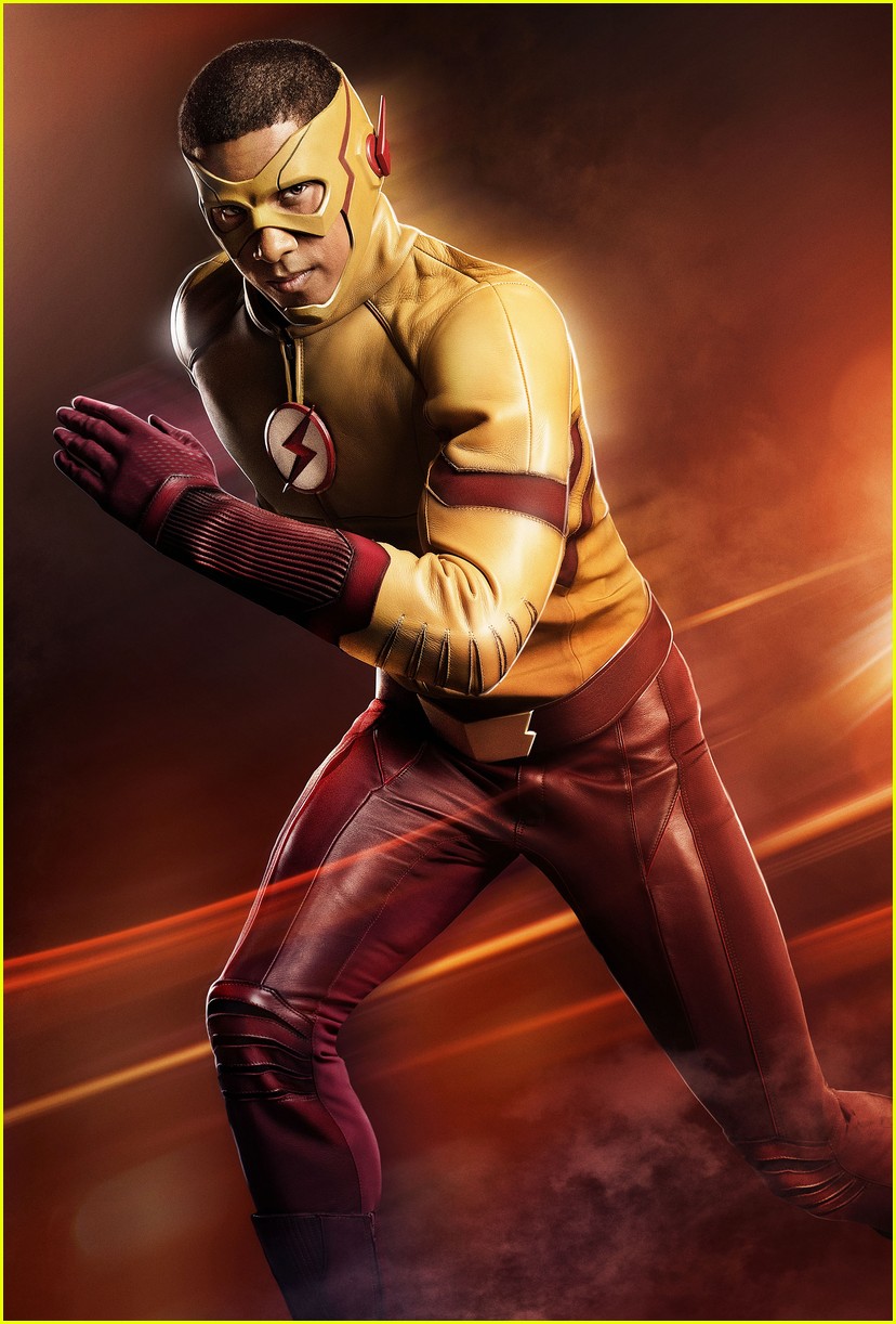 the flash reveals first photos of kid flash 02