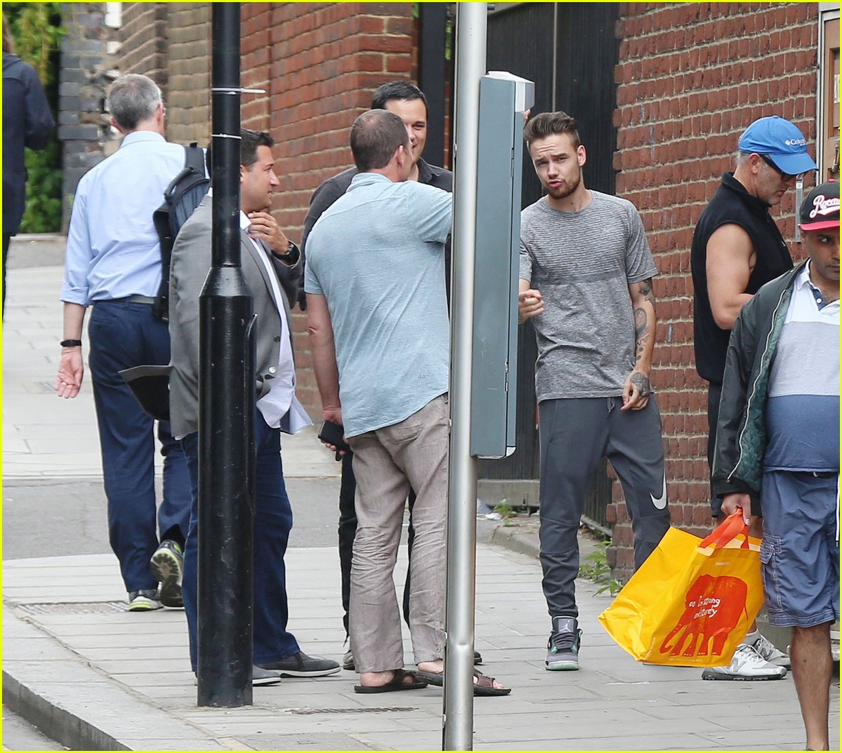 liam payne heads to studio after announcing record deal 20