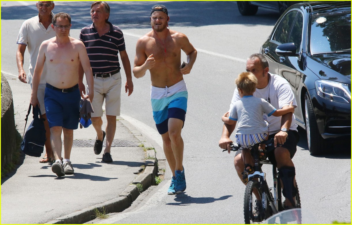alexander ludwig goes shirtless while working out in italy 44