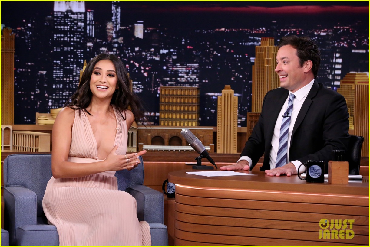shay mitchell plays catchphrase with denis leary g eazy 03