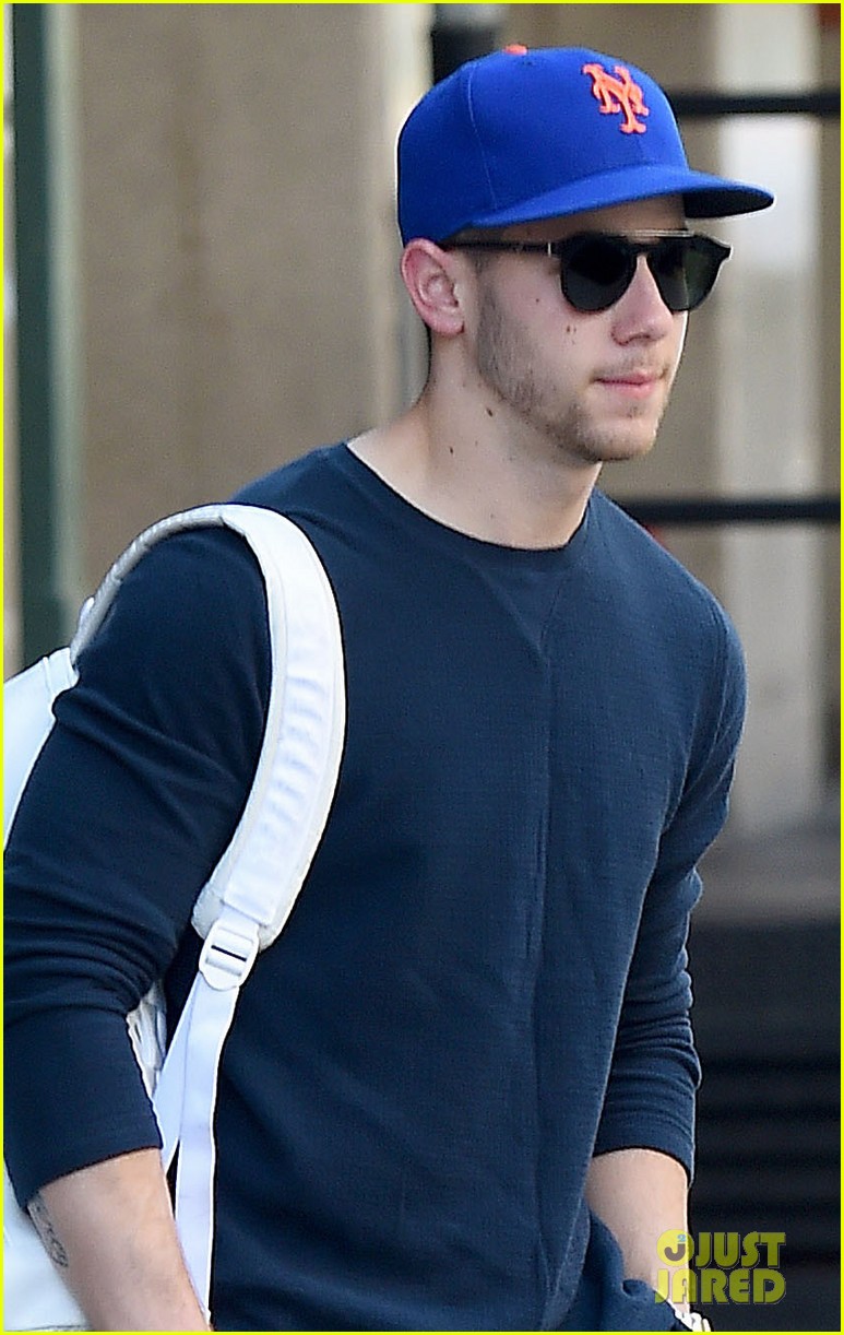 nick jonas fave uncle ice cream nyc hotel exit 06