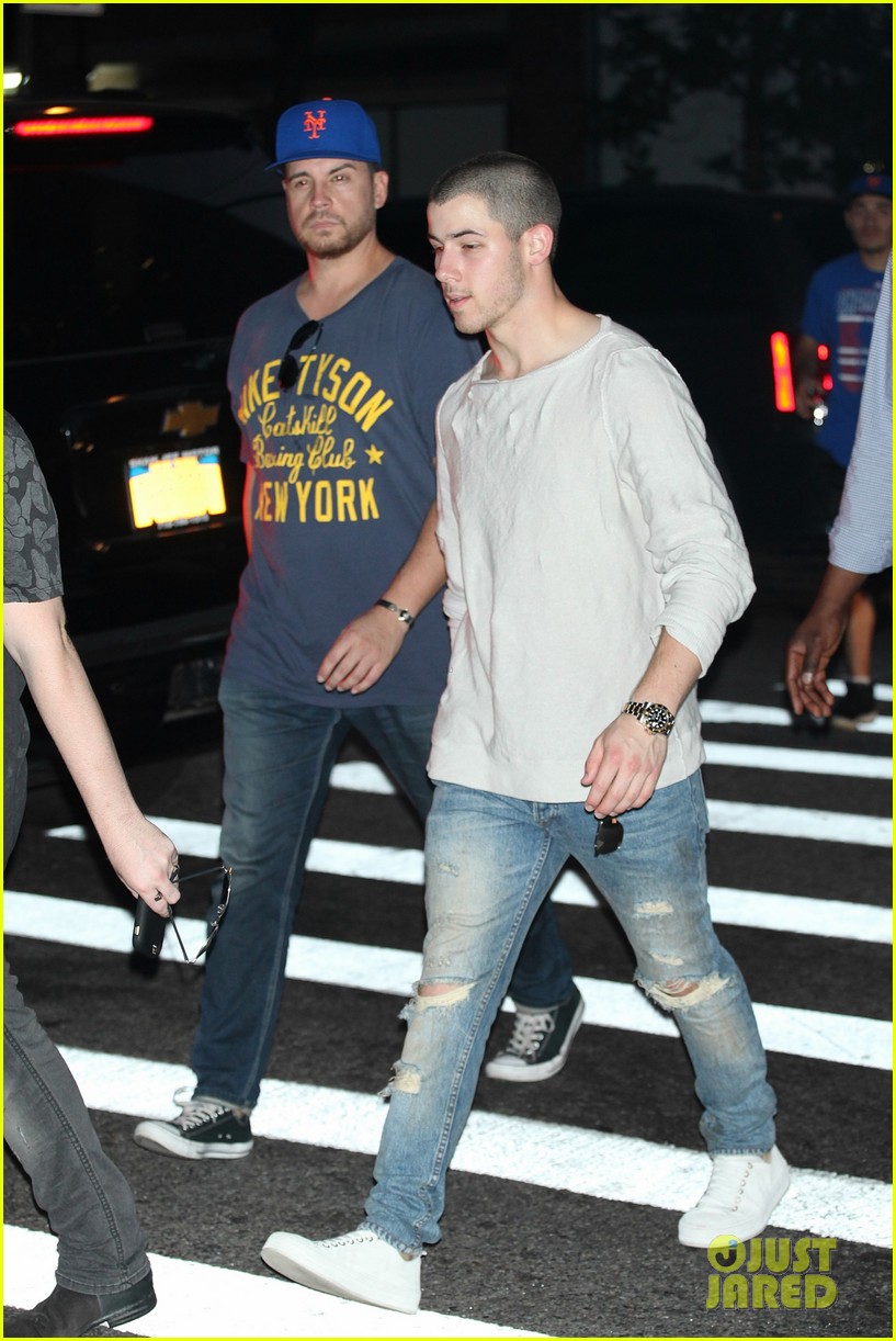 nick jonas fave uncle ice cream nyc hotel exit 08
