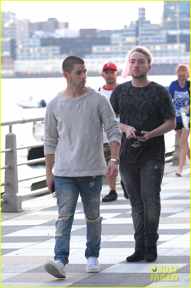 nick jonas fave uncle ice cream nyc hotel exit 12