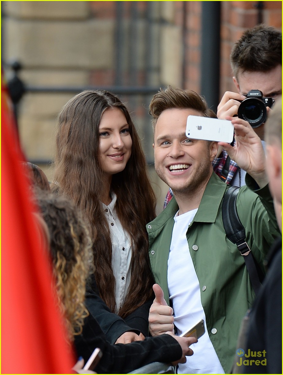 olly murs kissing fans radio tour stop 13