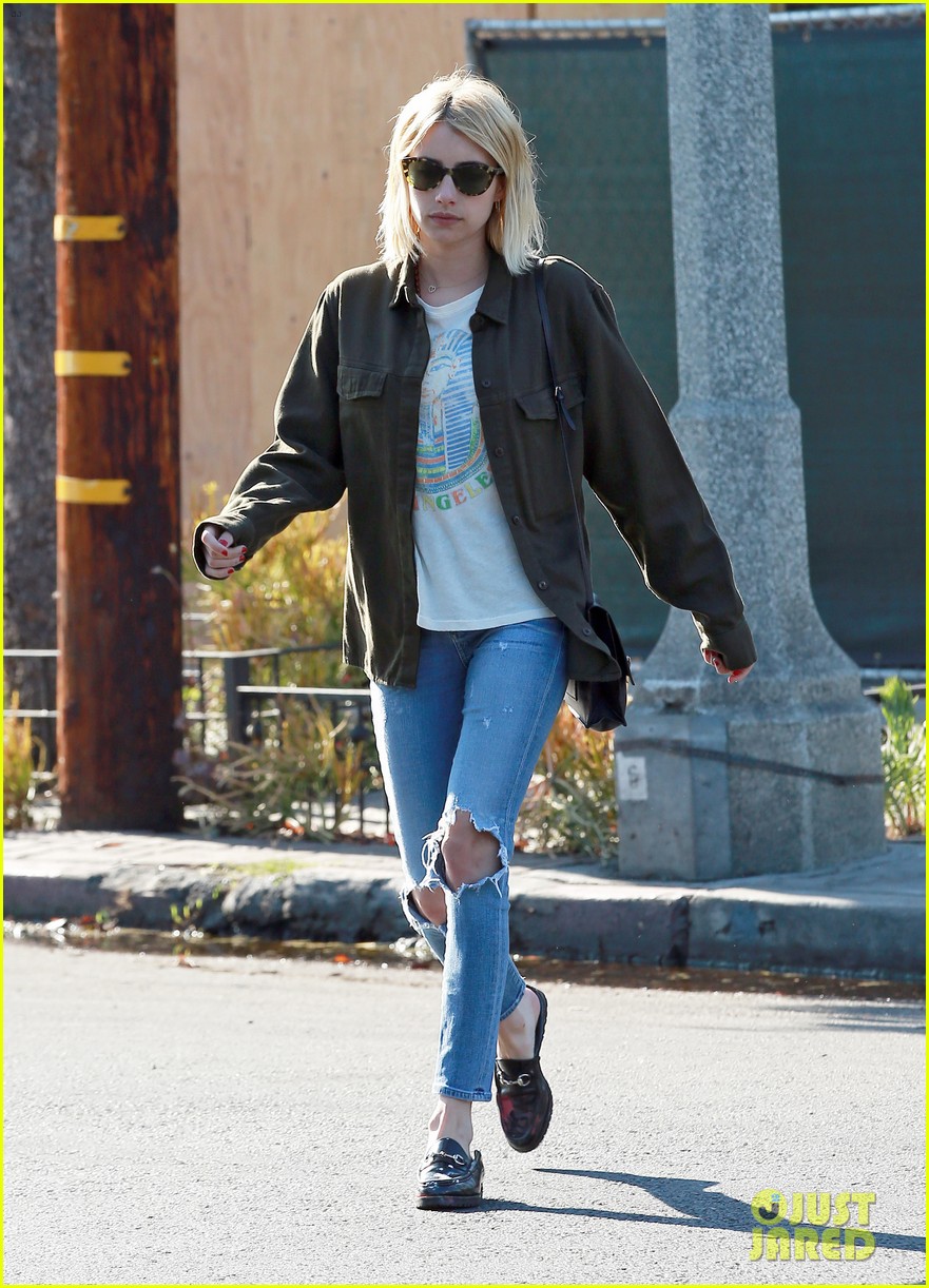emma roberts steps out after holiday weekend26527
