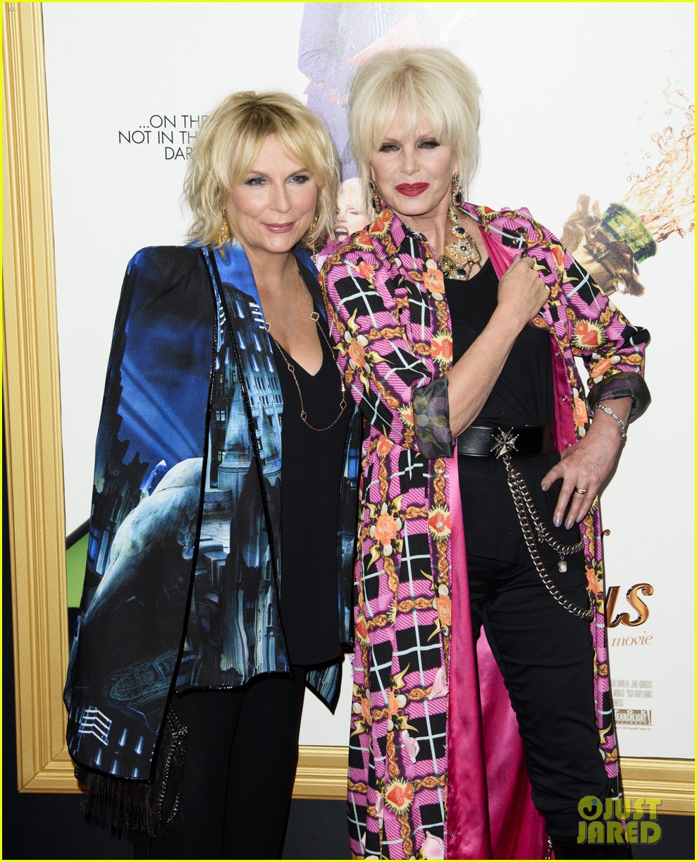 jennifer saunders joanna lumley are absolutely fabulous in nyc 18