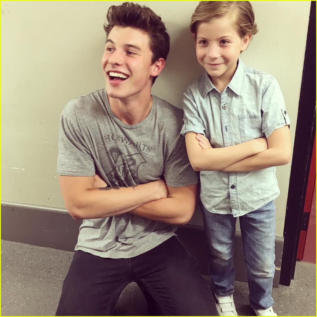 shawn mendes jacob tremblay vancouver concert new song 02