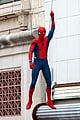 spider man swings into action on set 02