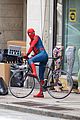 spider man swings into action on set 04