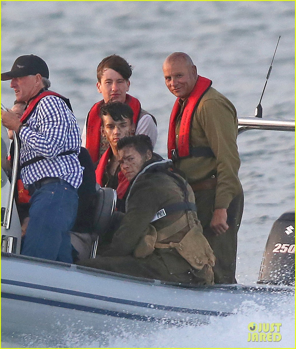 harry styles wraps filming for dunkirk00206