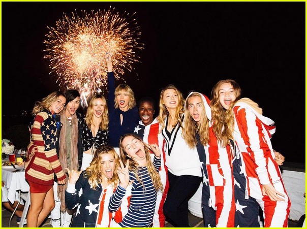 taylor swift her squad wish everyone a happy fourth of july 02