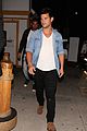 taylor lautner date night nice guy after comic con 16