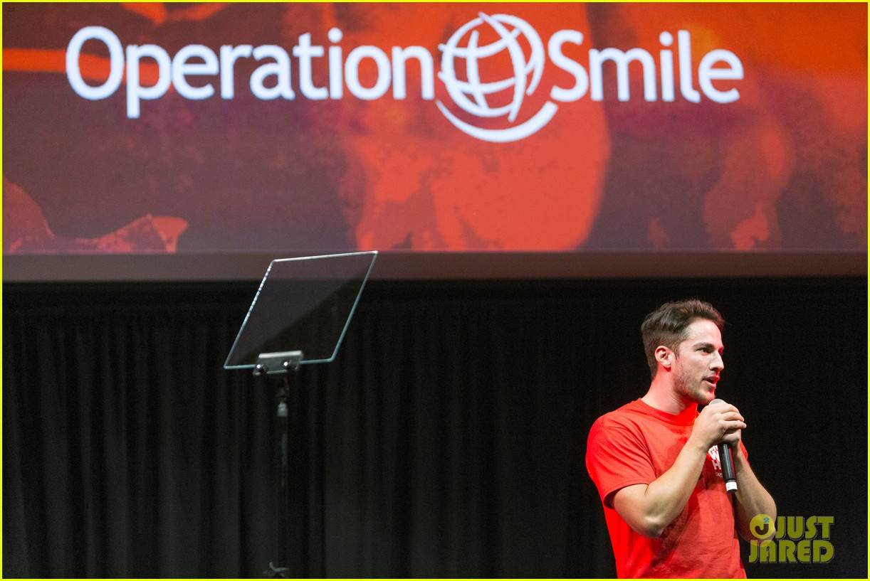 michael trevino operation smile 2016 conference 09