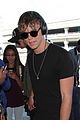 5 seconds of summer violet ep lax arrival 04