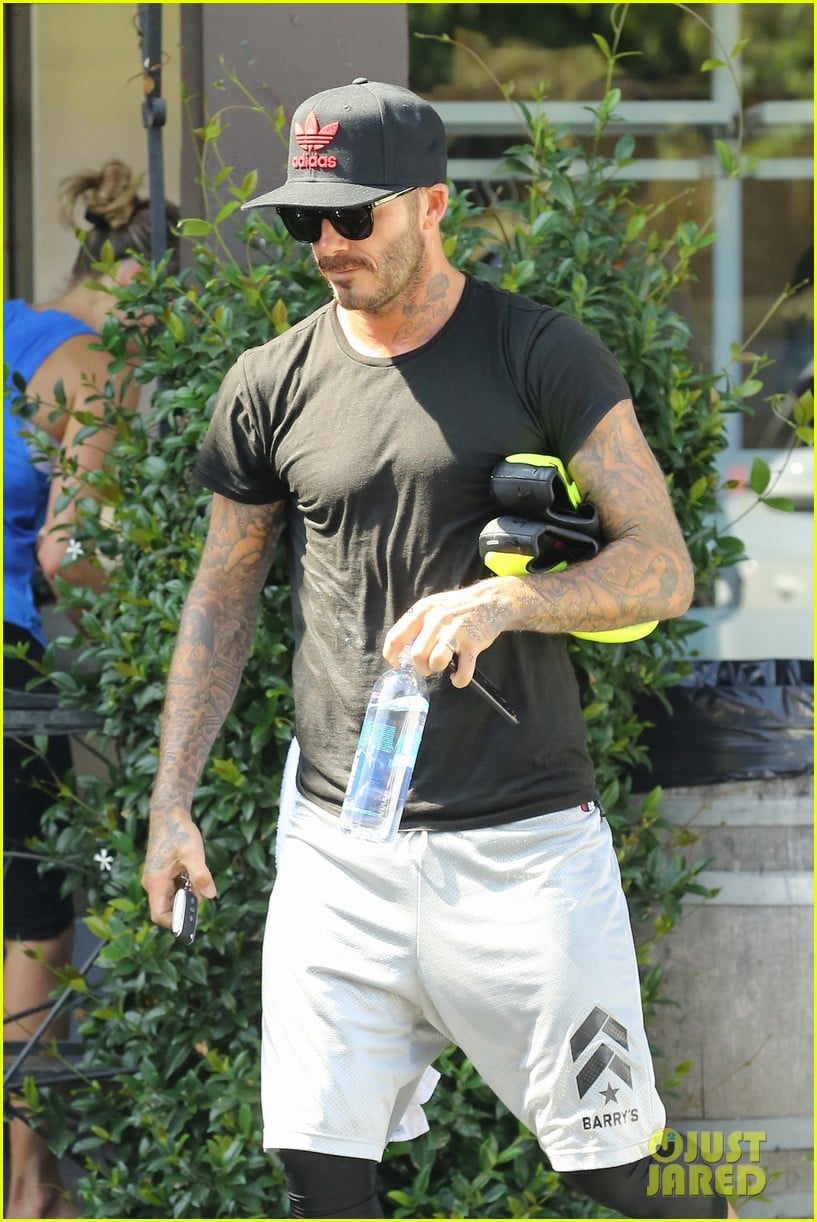david beckham son brooklyn grab smoothies after cycling class00124