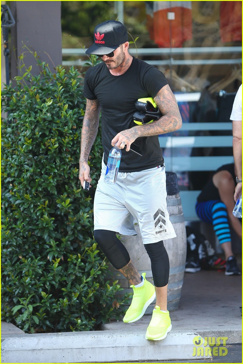 david beckham son brooklyn grab smoothies after cycling class01332