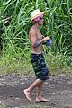 justin bieber shirtless in hawaii 14