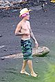 justin bieber shirtless in hawaii 17