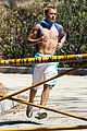 justin bieber goes on a shirtless solo hike 40