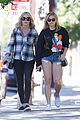 chloe moretz spends the day with her mom404