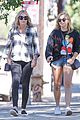 chloe moretz spends the day with her mom74321