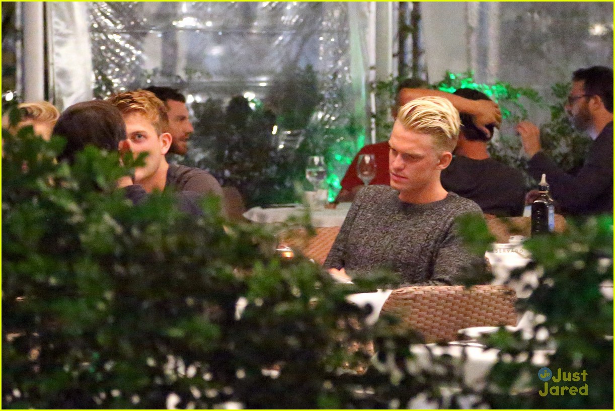 cody simpson alli lunch before rio flight for olympics 07