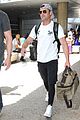 zac efron arrives back in los angeles 10