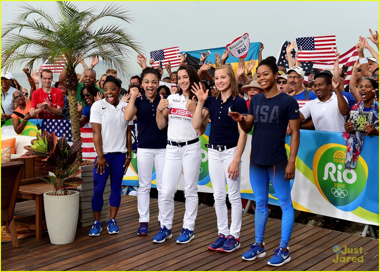 final five honor coaches team usa house with medals 22