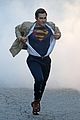 tyler hoechlin transforms from clark kent into superman 10