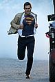 tyler hoechlin transforms from clark kent into superman 14