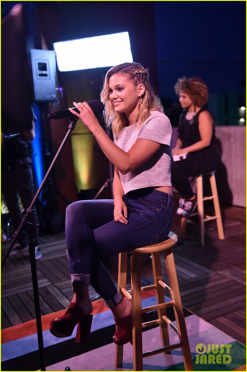 olivia holt performs live at just jared jr disney mix launch party 04