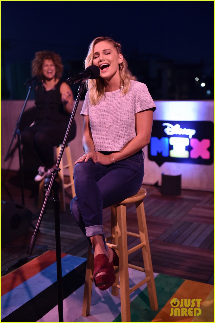 olivia holt performs live at just jared jr disney mix launch party 19