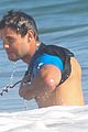 taylor lautner spends sunday catching waves 15