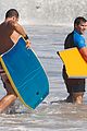 taylor lautner spends sunday catching waves 27