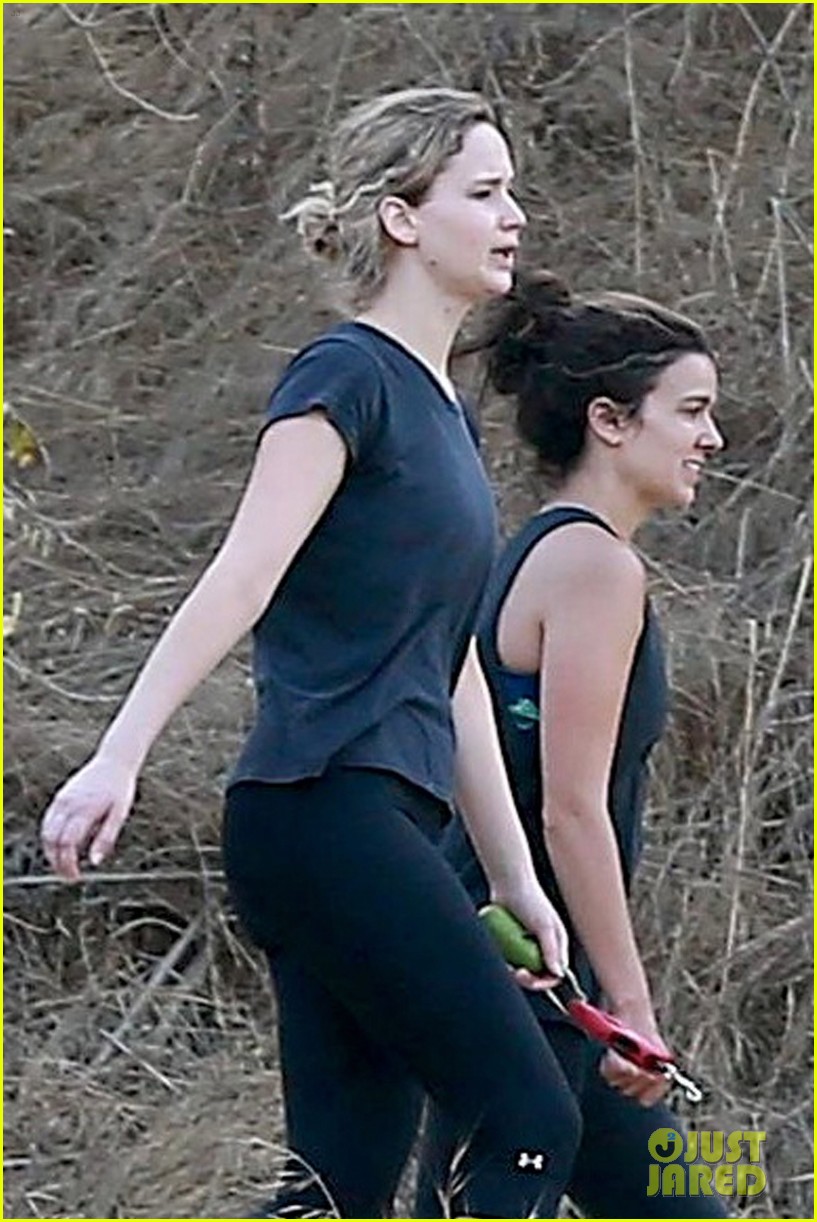 jennifer lawrence hikes in los angeles 02