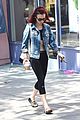 lily collins shows off her rock hard abs505